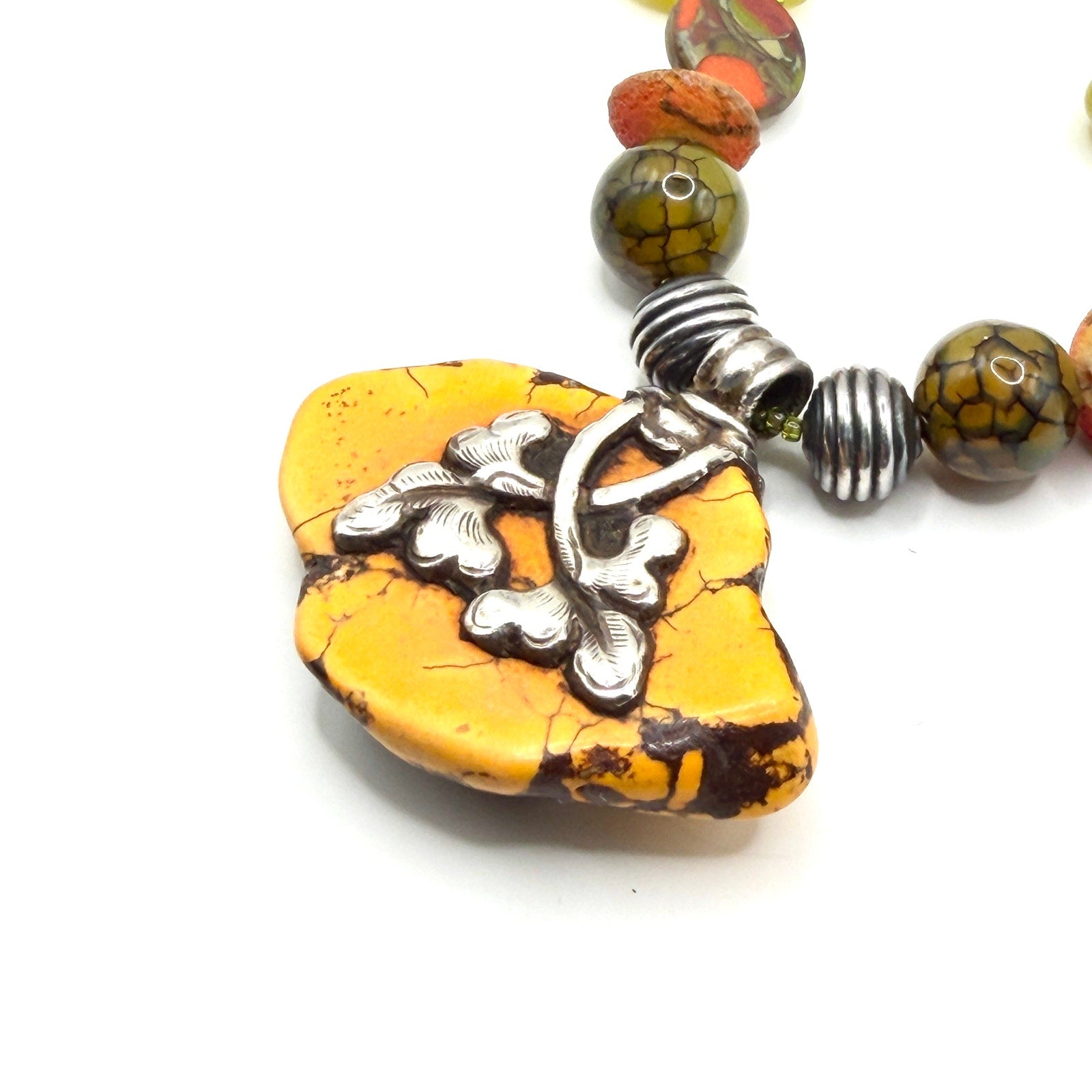 Vintage Tibetan Yellow Jasper Monkey Dragon Vein Agate Pendant Necklace