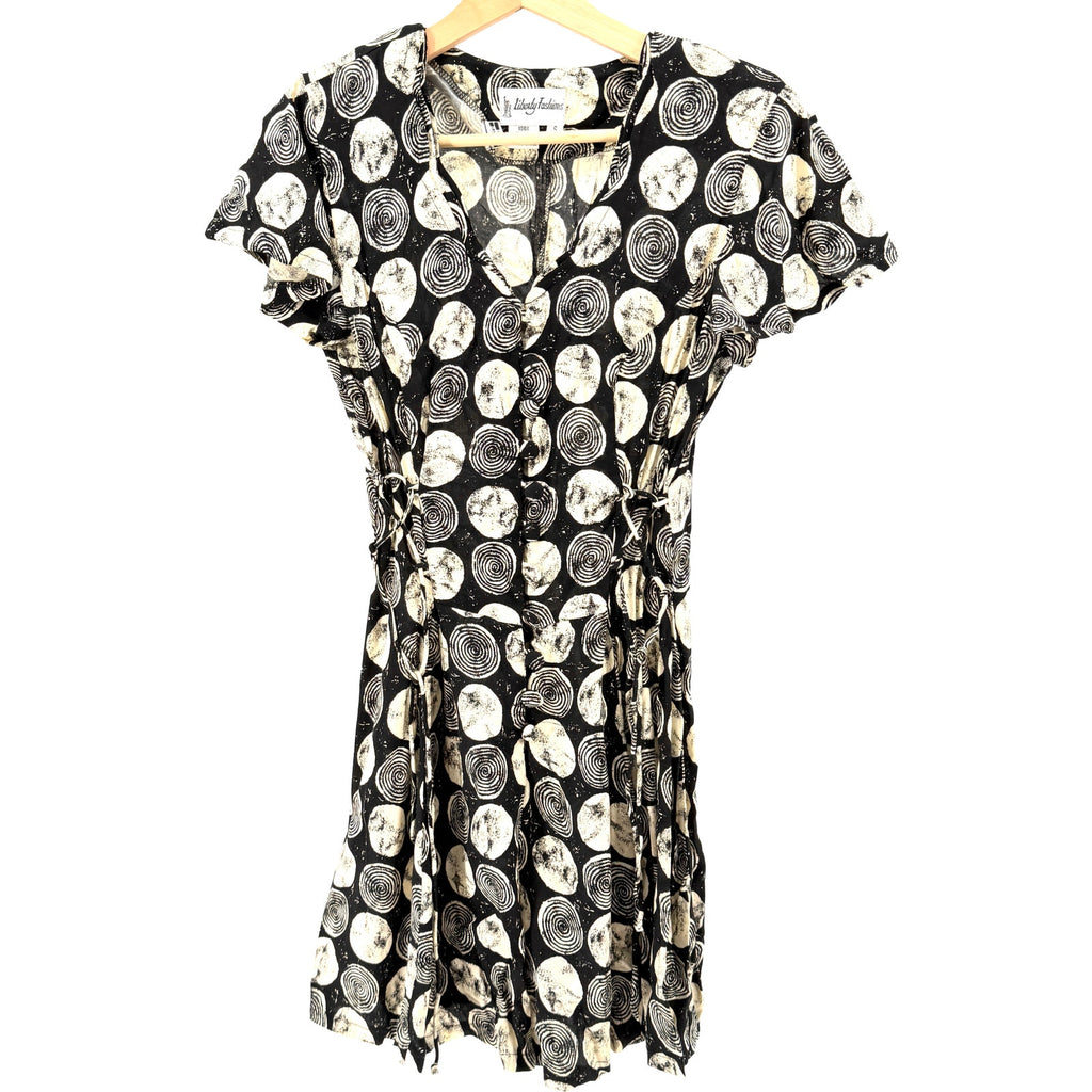 Vintage 90s Black Cream 100% Rayon Graphic Print Flutter Sleeve Romper