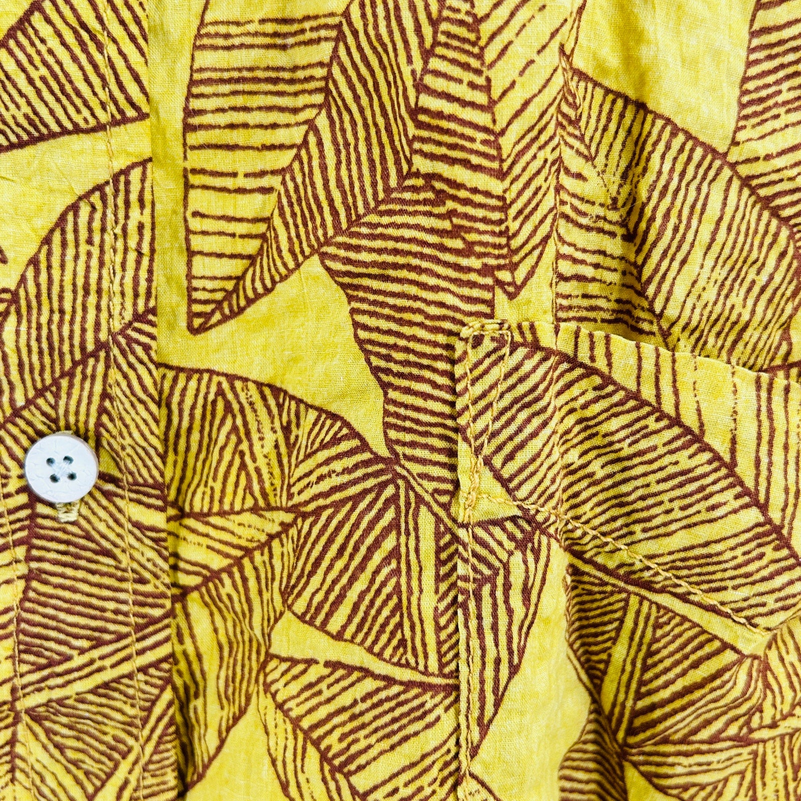 True Grit Yellow 100% Cotton Tropical Leaf Print Button-Up Shirt