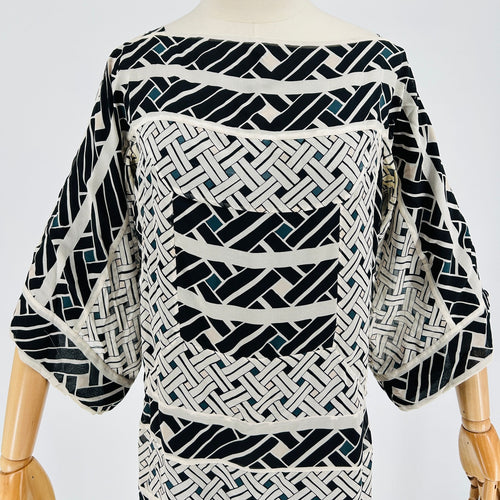 Diane von Furstenberg Black White Geometric Print 100% Silk Mini Dress