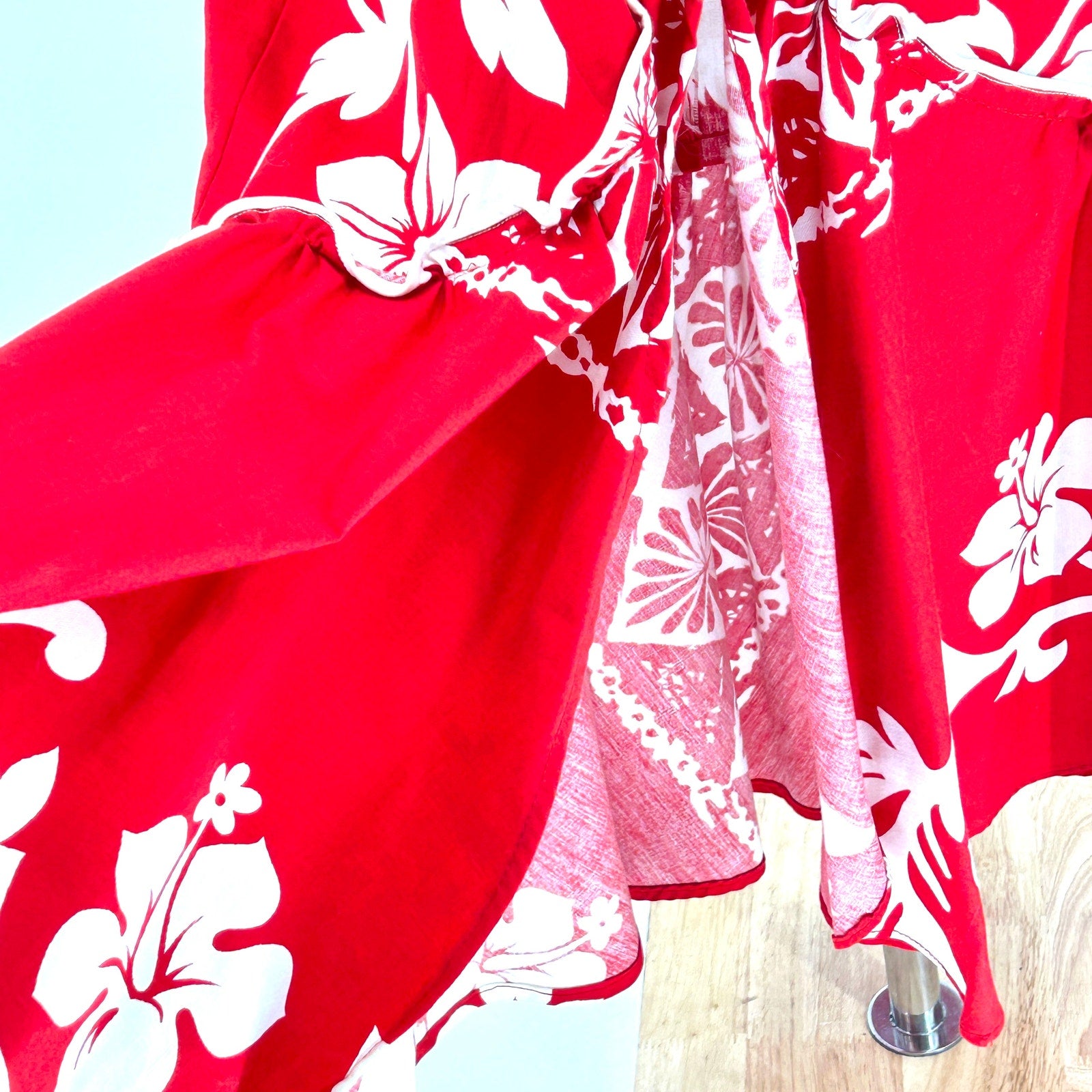 Vintage 60s Red White Hawaiian Aloha Cotton Floral Mermaid Dress