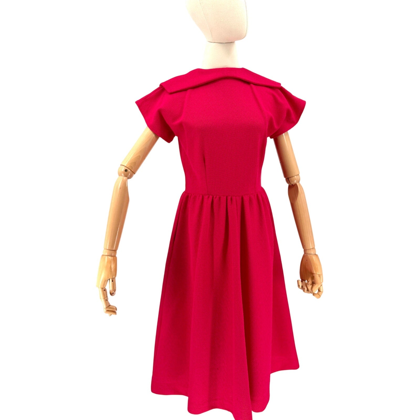 Vintage 70s Pink Textured Floral Appliqué Day Dress