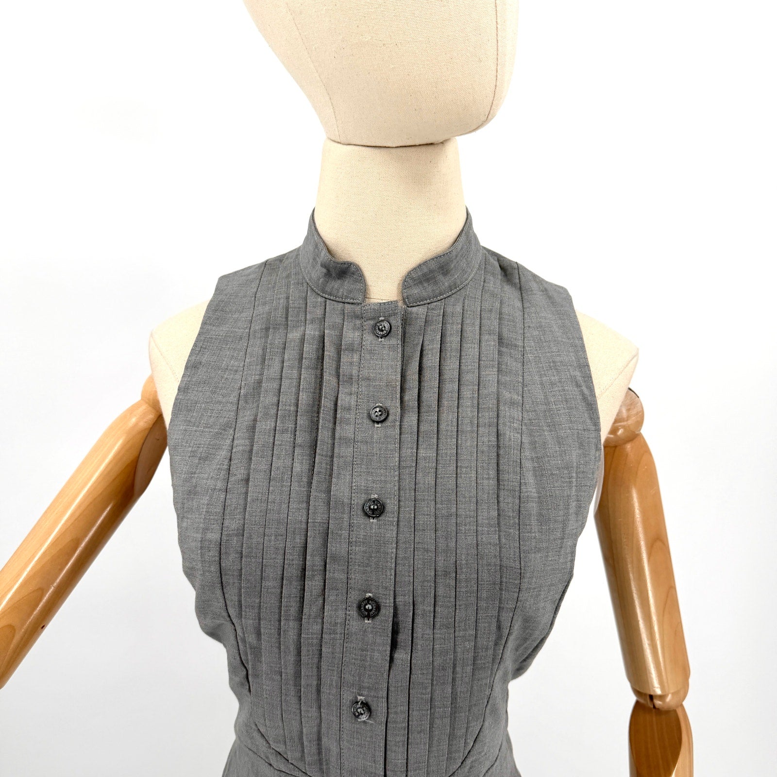 Vintage Y2K Burberry London Gray Minimalist Pleated Sleeveless Pencil Dress