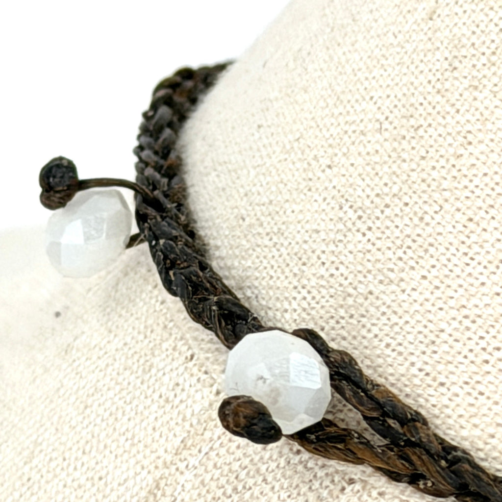 Vintage Handcrafted Freshwater Pearl White Howlite Bib Statement Necklace