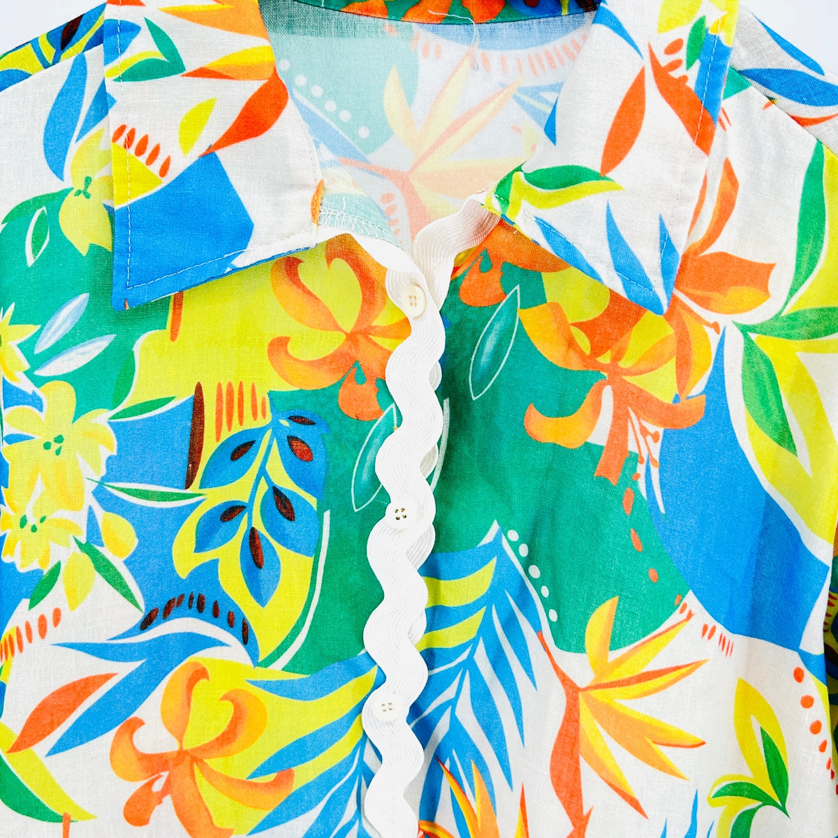 Vintage 70s Handmade Multicolor 100% Cotton Tropical Ric Rac Button Down Shirt