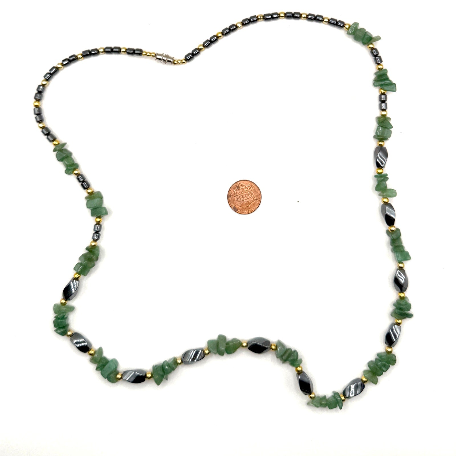 Vintage 90s Green Aventurine Hematite Gold Tone Stone Chip Strand Necklace