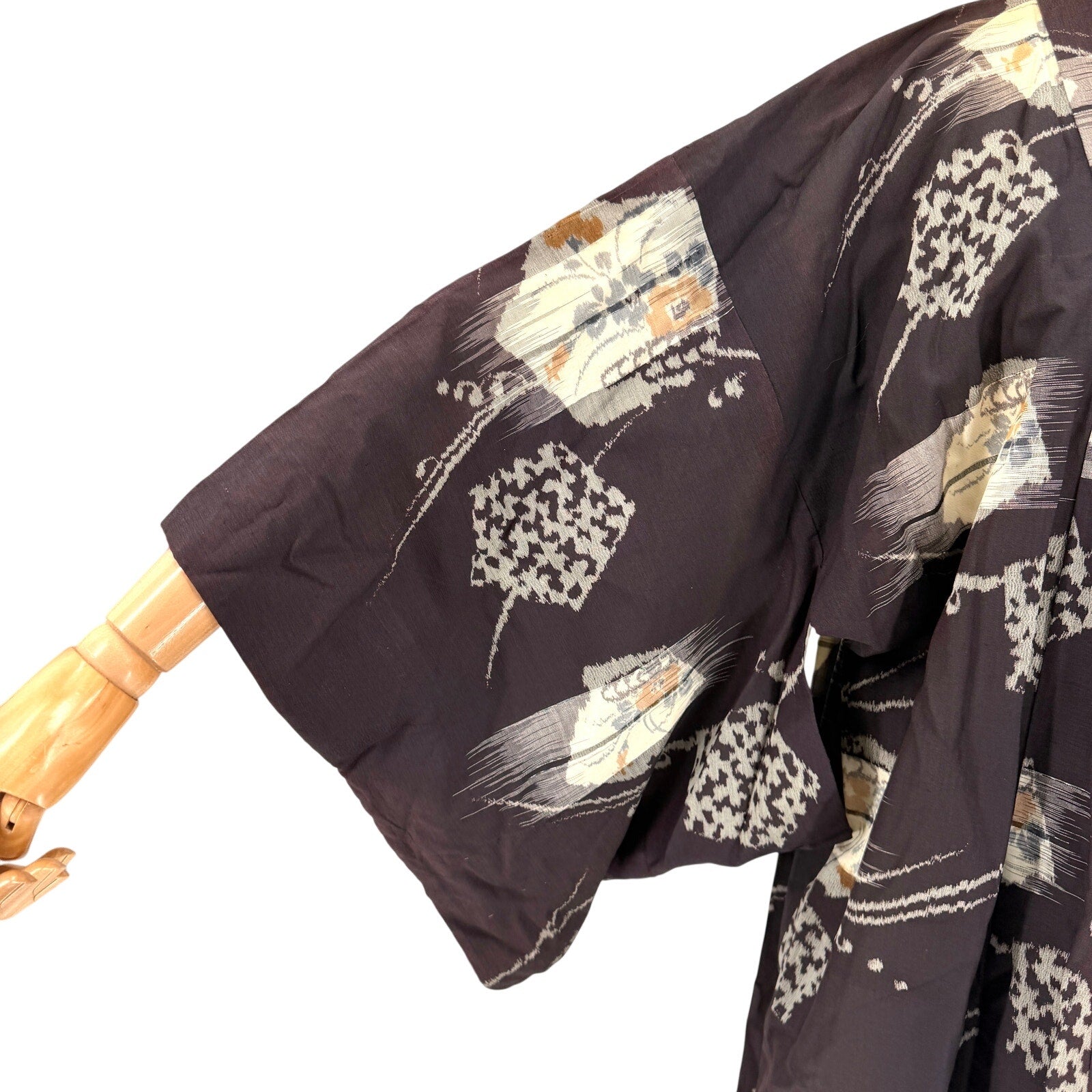 Vintage 50 Showa Era Black 100% Silk Woven Ikat Meisen Kimono Robe Gown