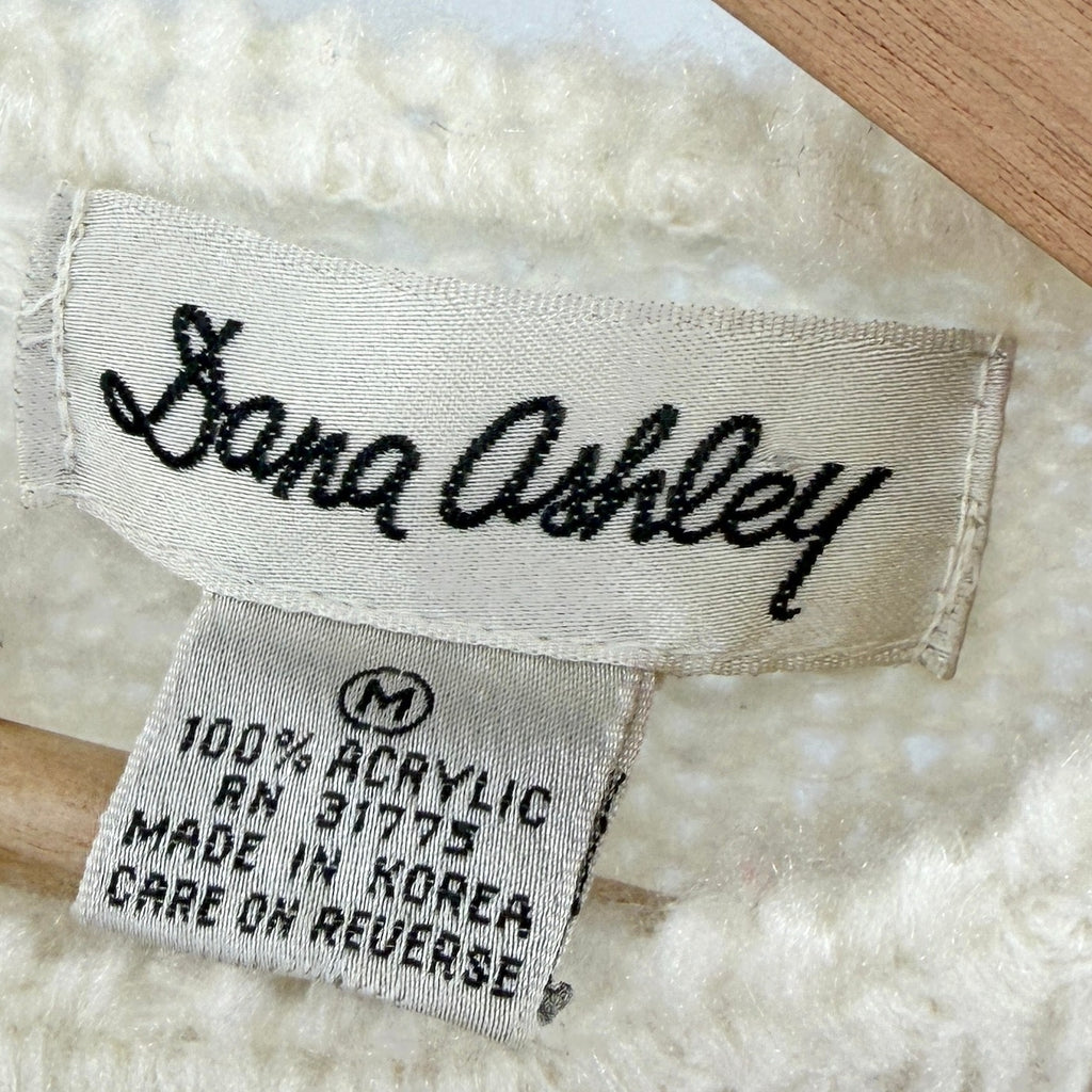 Vintage 90s Dana Ashley Cream Lace Pearl Keyhole Sweater Top