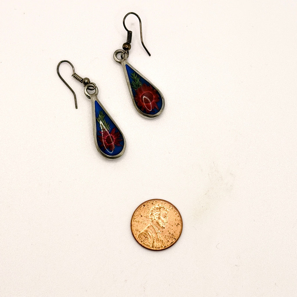 Vintage 70s Mexico Red Pressed Flower Resin Silver Tone Teardrop Earrings