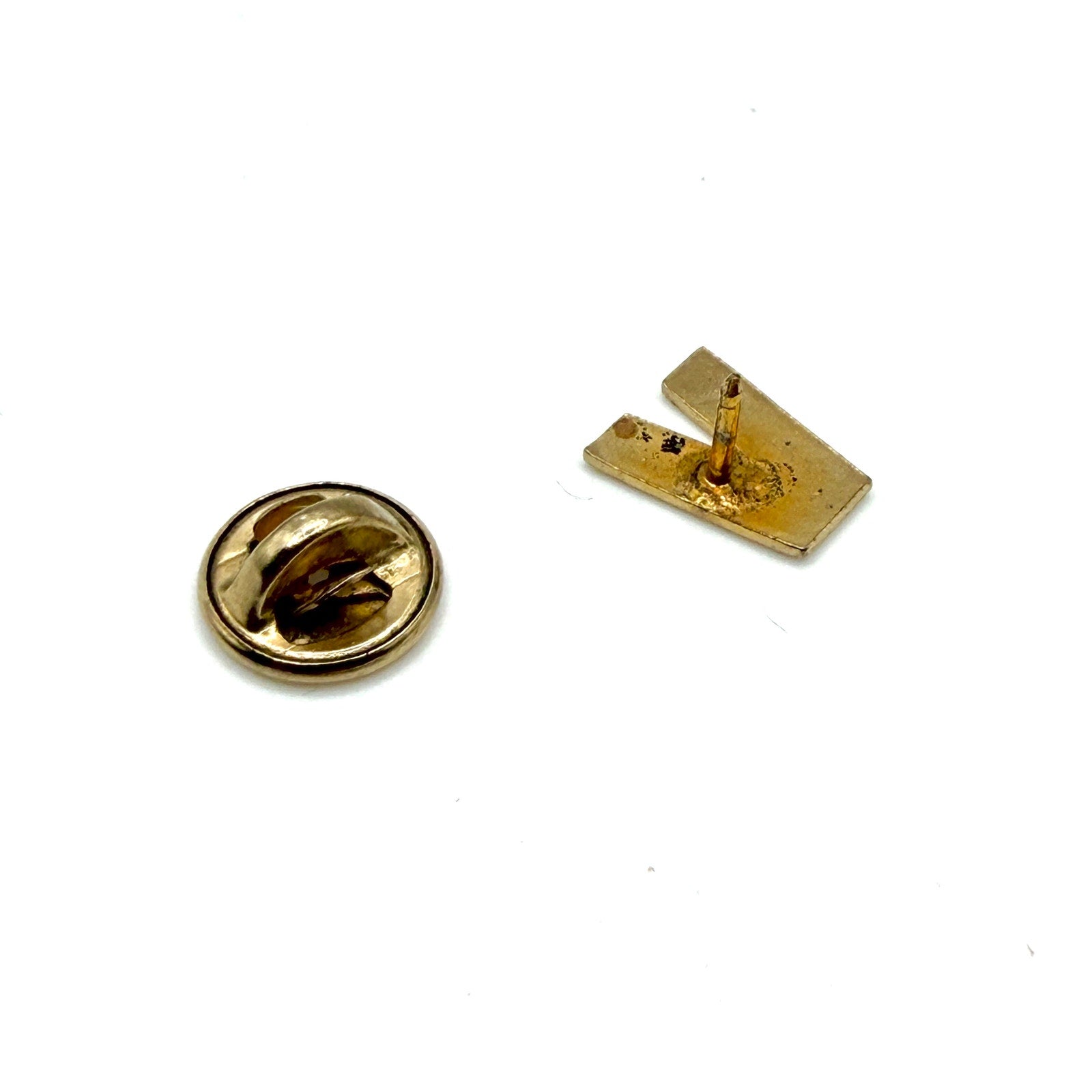 Vintage 80s Gold Tone Minimalist Initial V Stamped Lapel Tack Pin