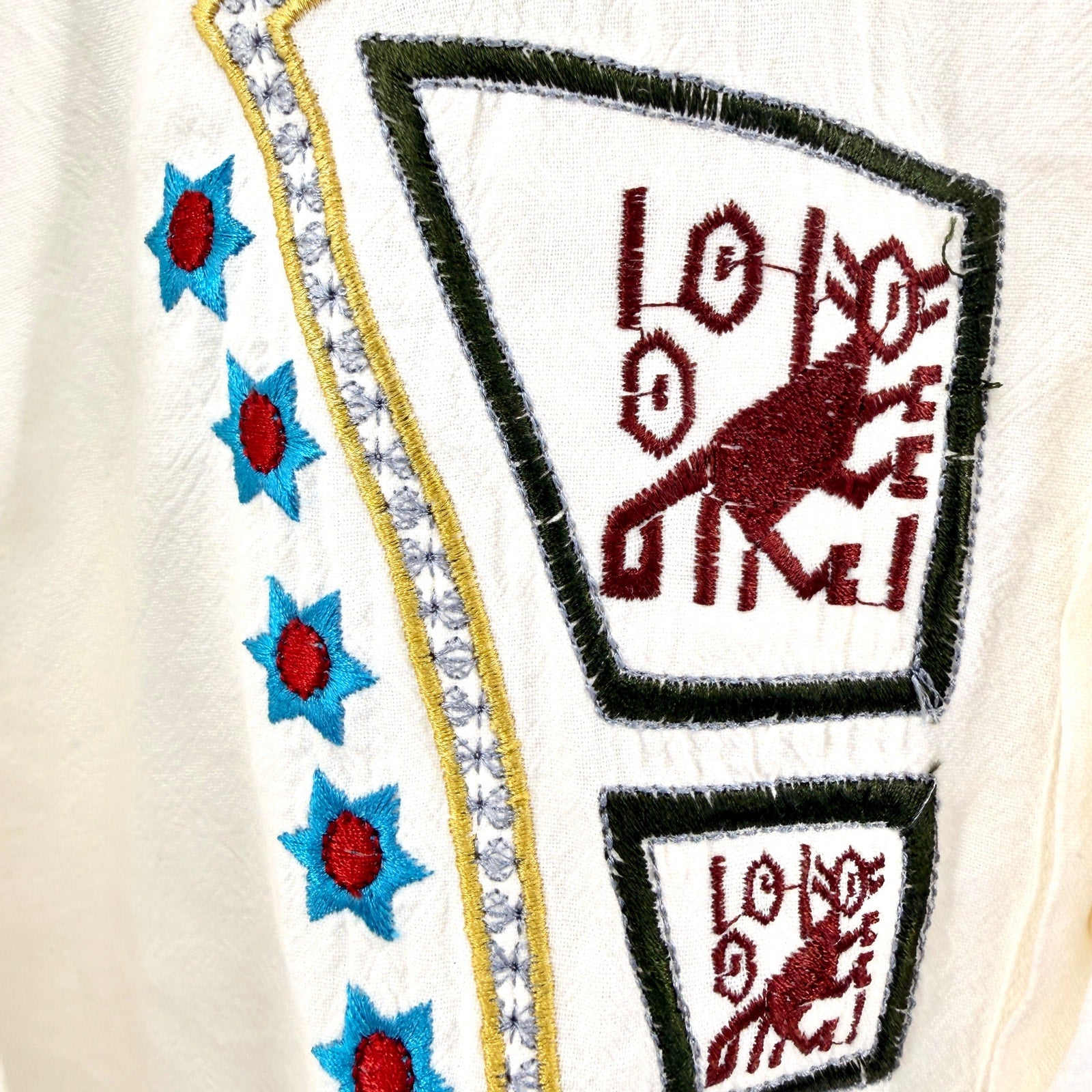 Vintage 80s Ayme Off White 100% Cotton Embroidered Short Sleeve Shirt