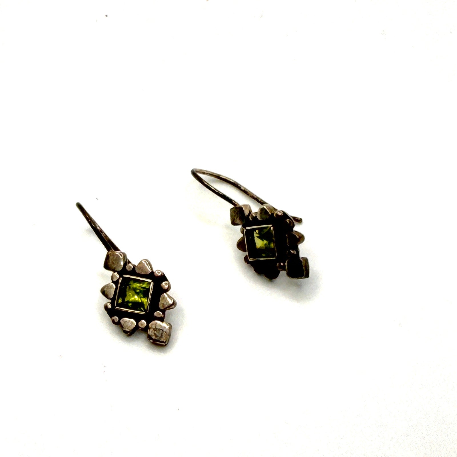Vintage Signed Artisan 925 Sterling Silver Brutalist Peridot Drop Earrings