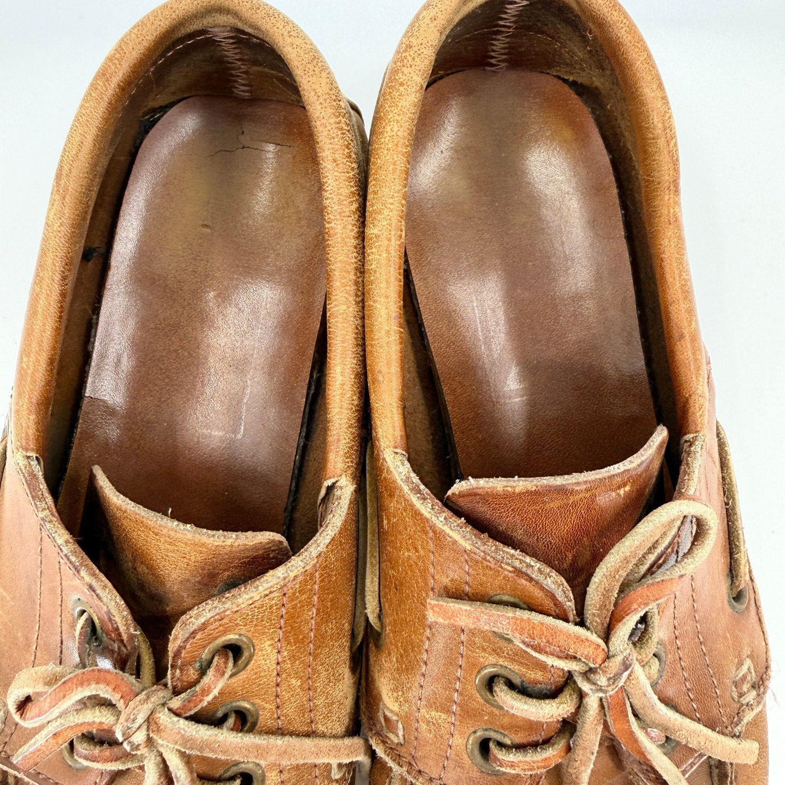 Vintage 90s Backroads Tan 100% Genuine Leather Rugged Lug Sole Loafers