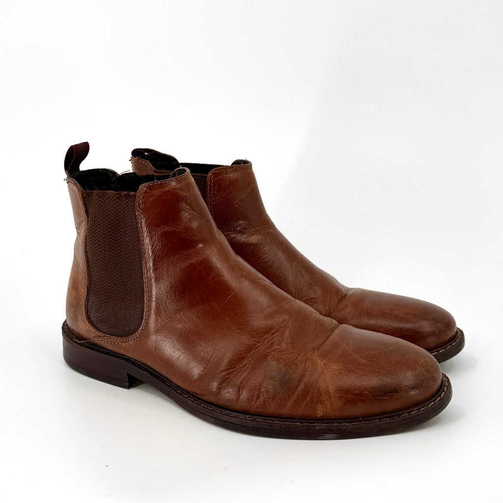 Crown Vintage Distressed Brown Genuine Leather Chelsea Boots