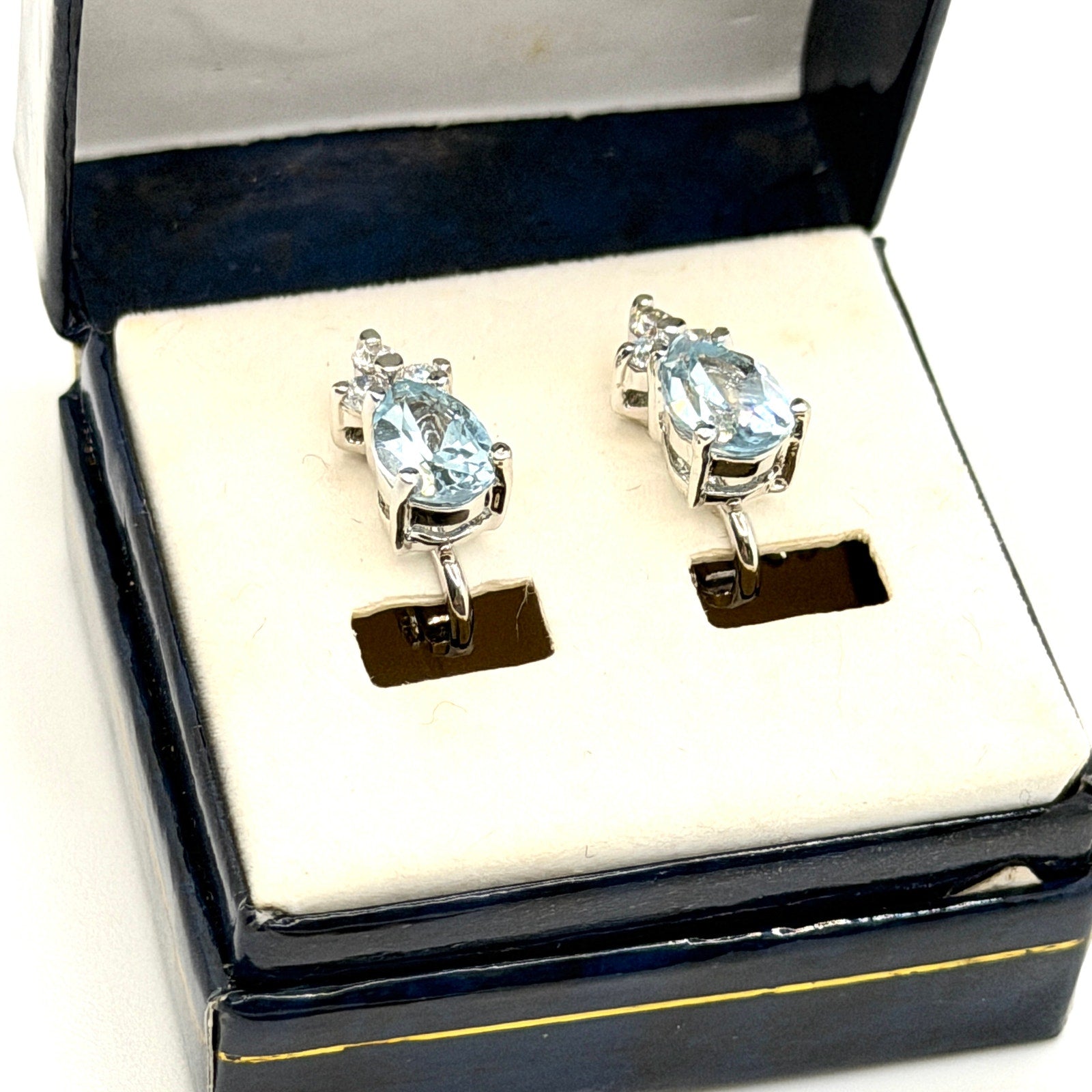 Vintage Y2K Blue Topaz Formal Elegant Pear Cut Clip On Earrings