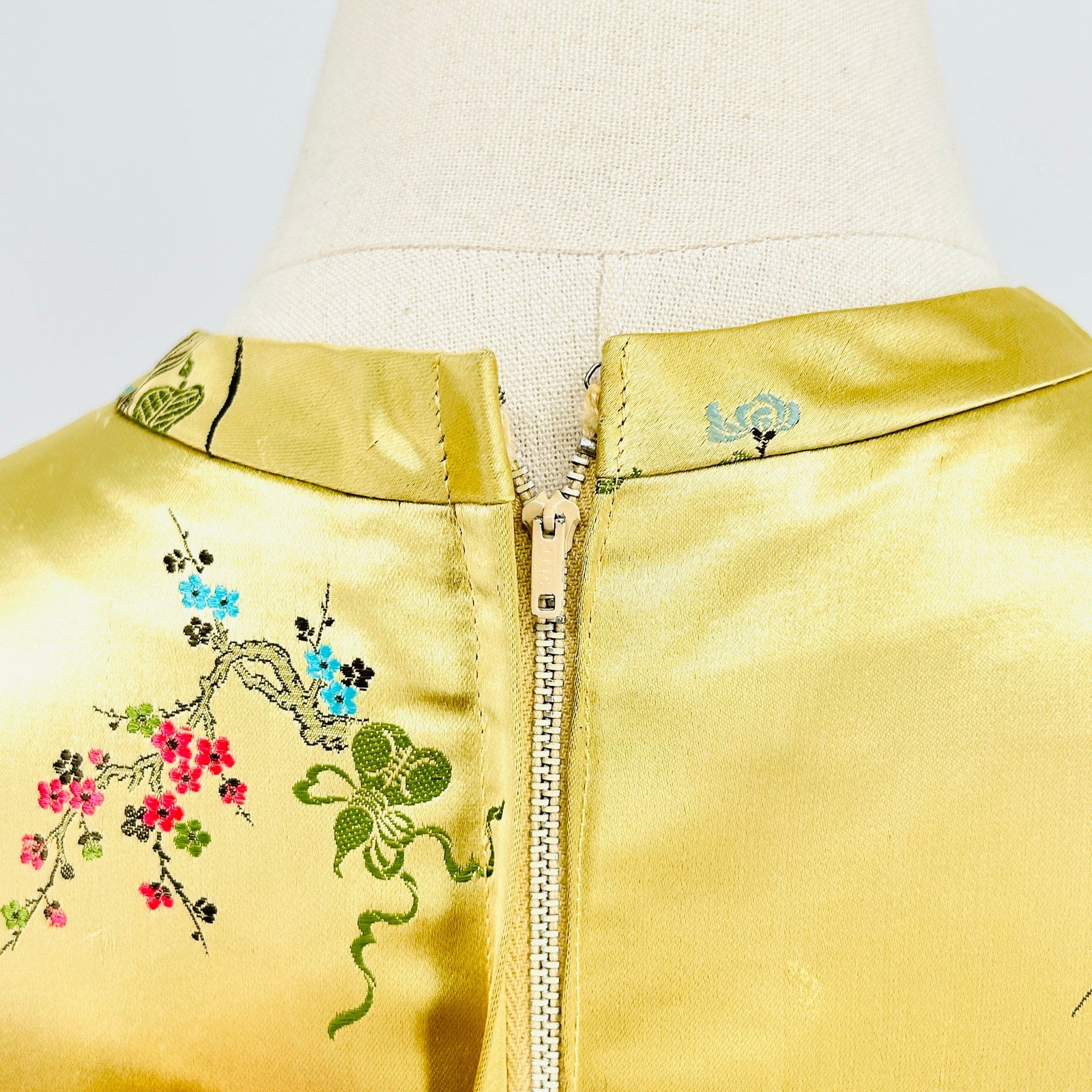 Vintage 60s Couture Gold 100% Silk Satin Embroidered Cheongsam Dress Suit