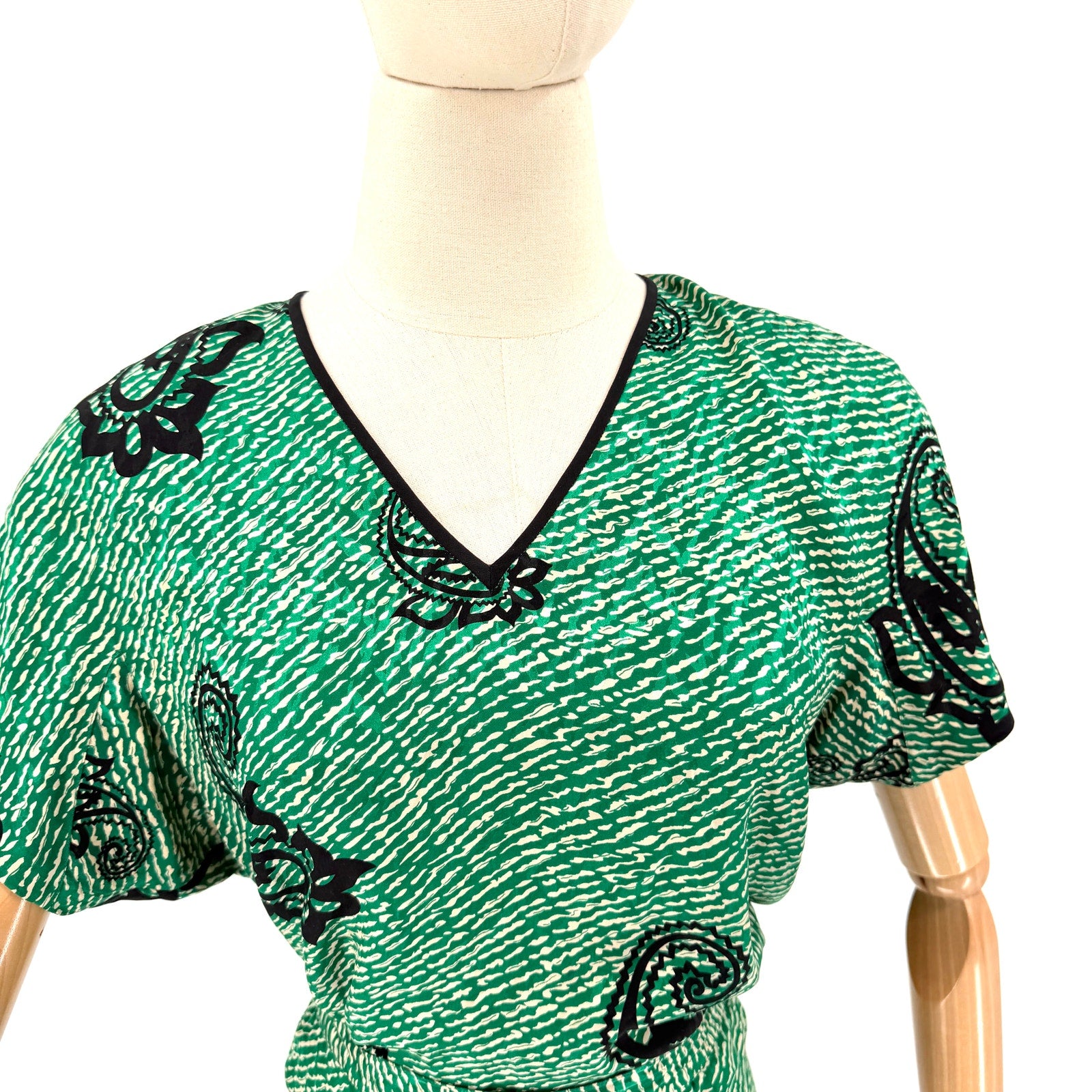 Vintage 80s Green Paisley Satin Custom Made Tribal Boho Skirt Set