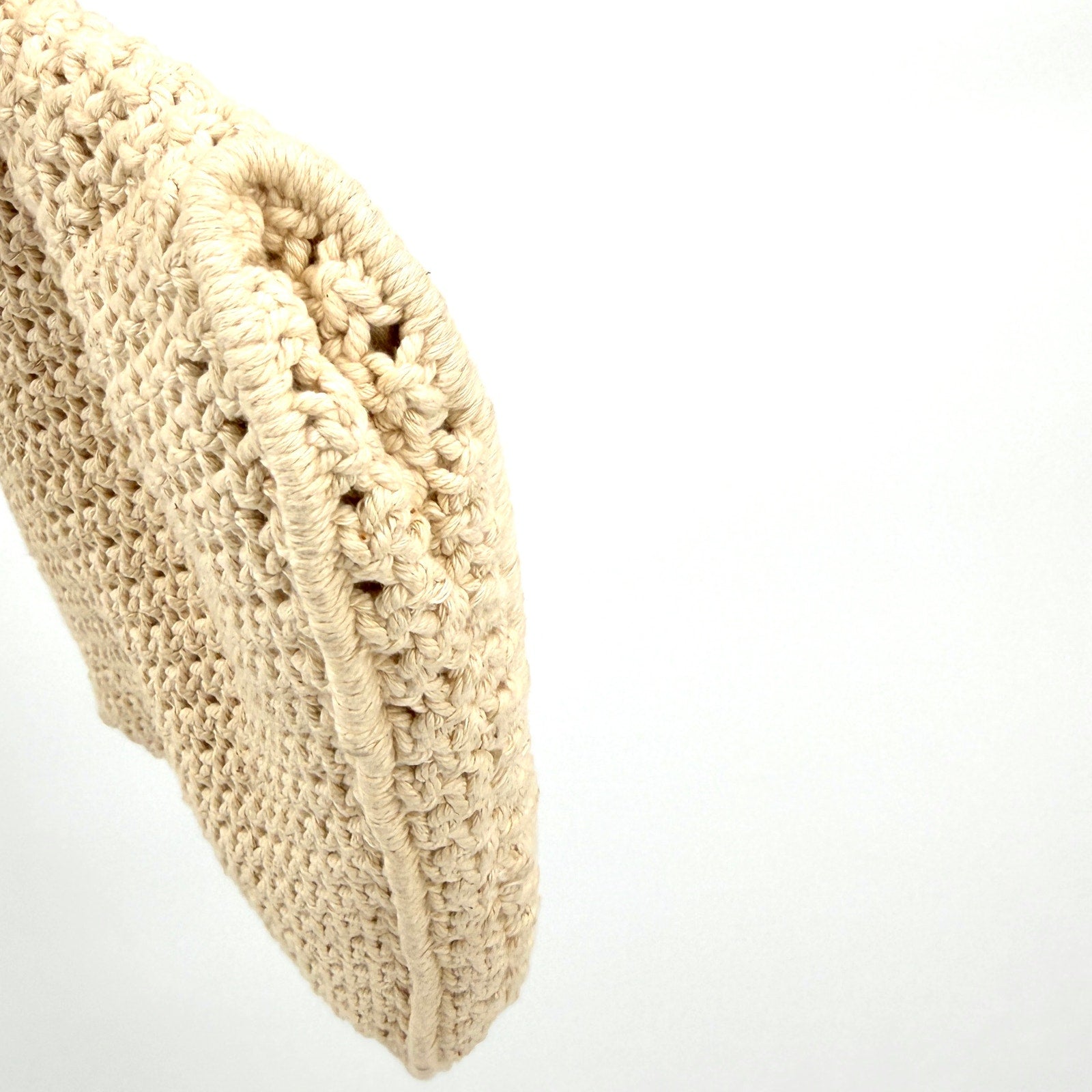 Vintage 90s Cream 100% Cotton Macrame Popcorn Knit Wristlet Clutch