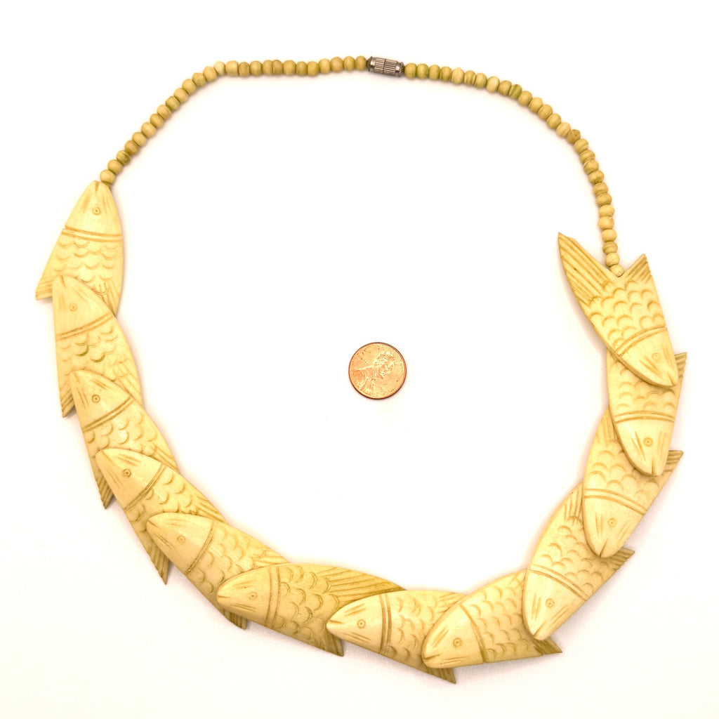 Vintage 70s Hand Carved Bovine Bone Fish Tropical Nautical Statement Necklace