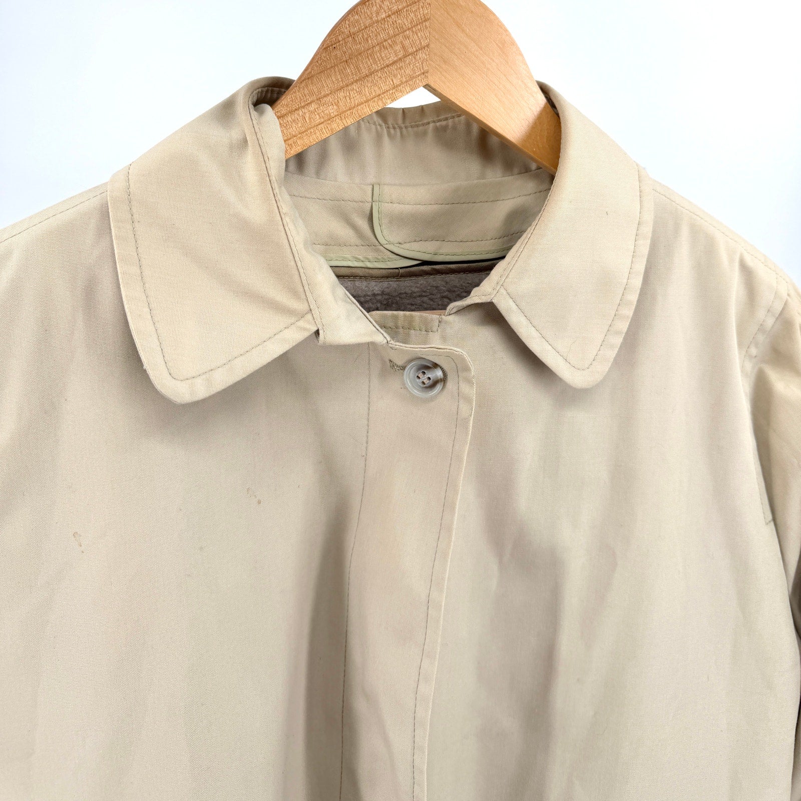 Vintage 80s London Fog Tan Classic Minimalist Fly Front Trench Coat Jacket