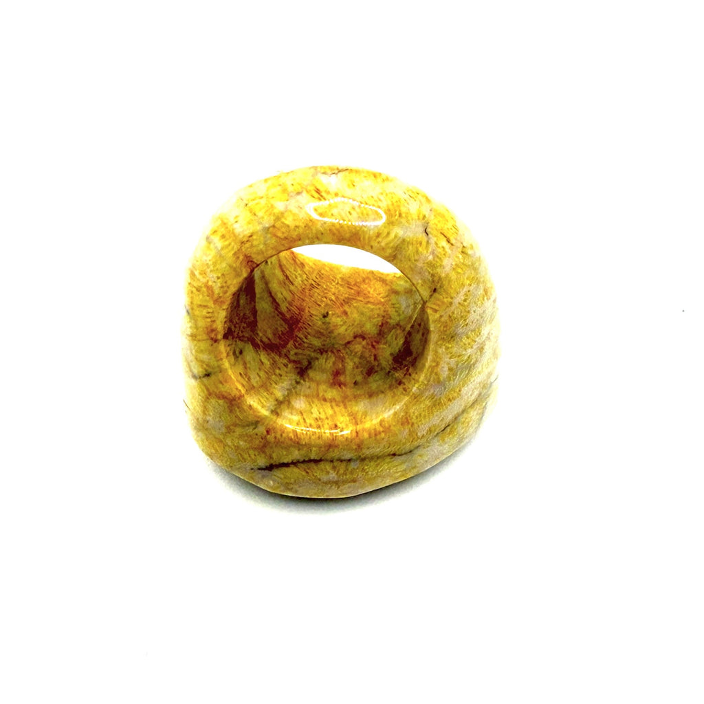 Vintage 90s Carved Yellow Ochre Jasper Sculptural Statement Dome Ring