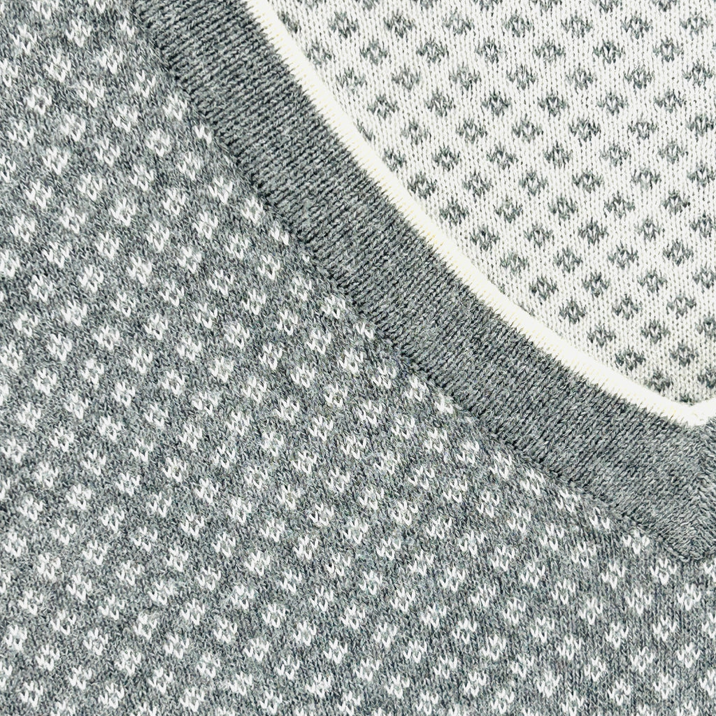 Vintage Y2K Michael Kors Gray White Textured Knit V-Neck Sweater