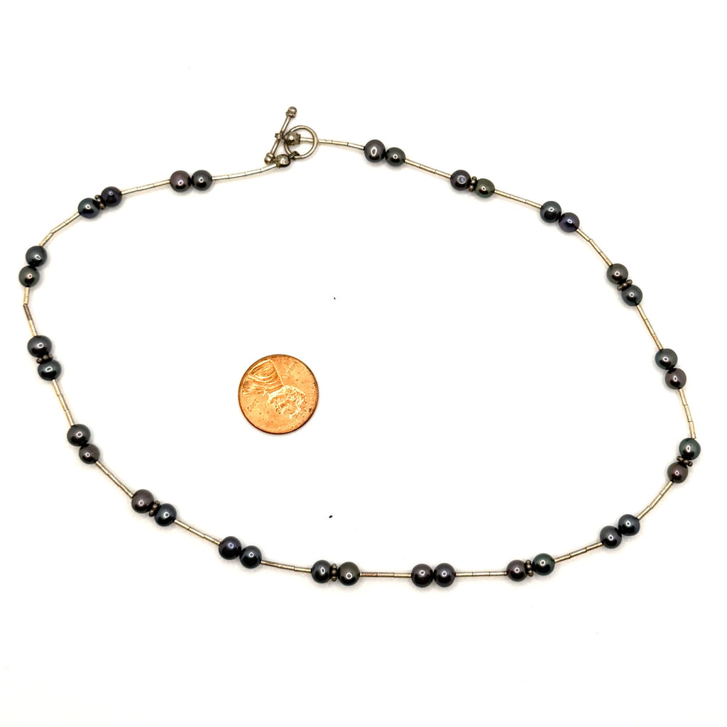 Vintage 90s Silver Peacock Freshwater Pearl Liquid Silver Necklace
