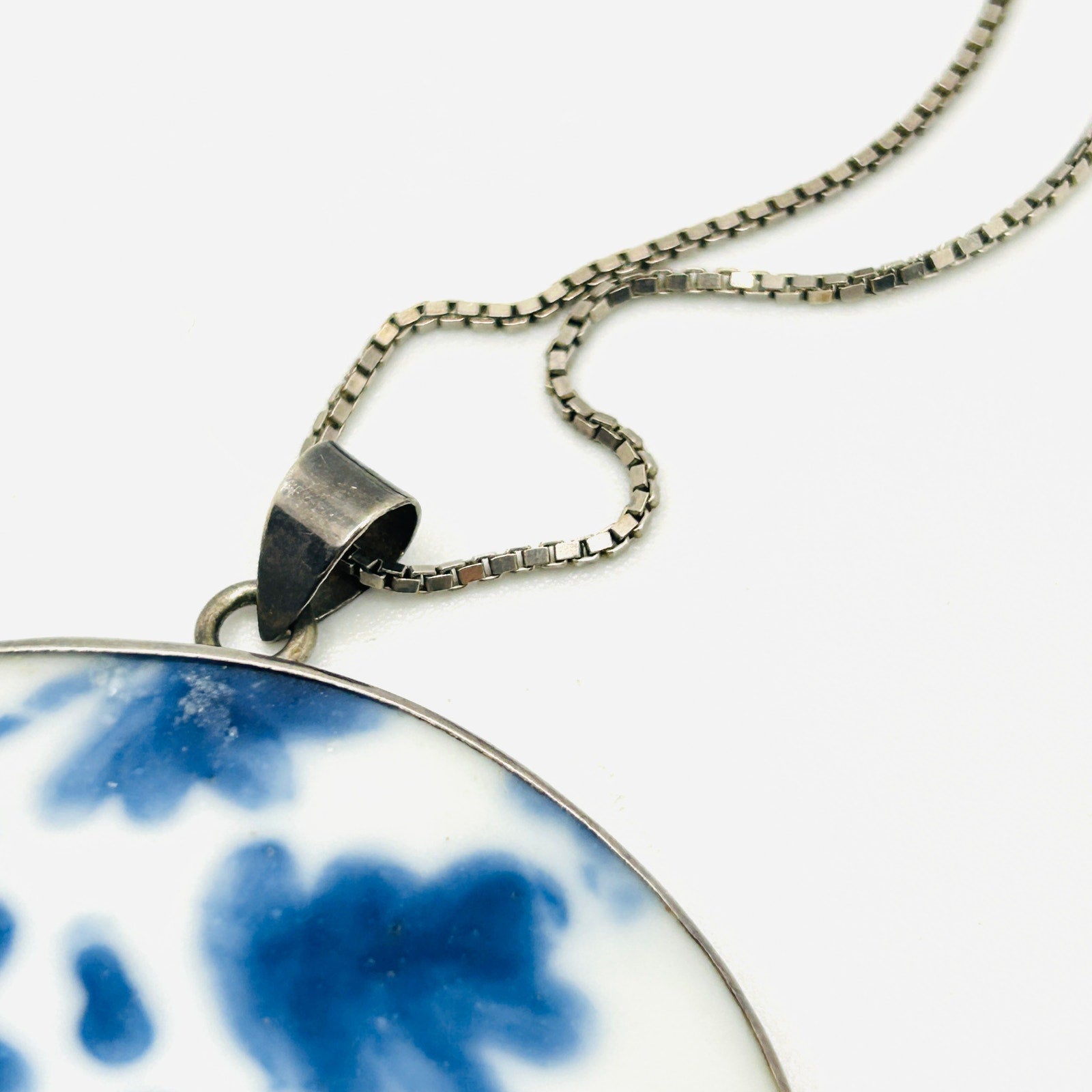 Chinese Porcelain Blue White Floral Sterling Silver Pendant Necklace