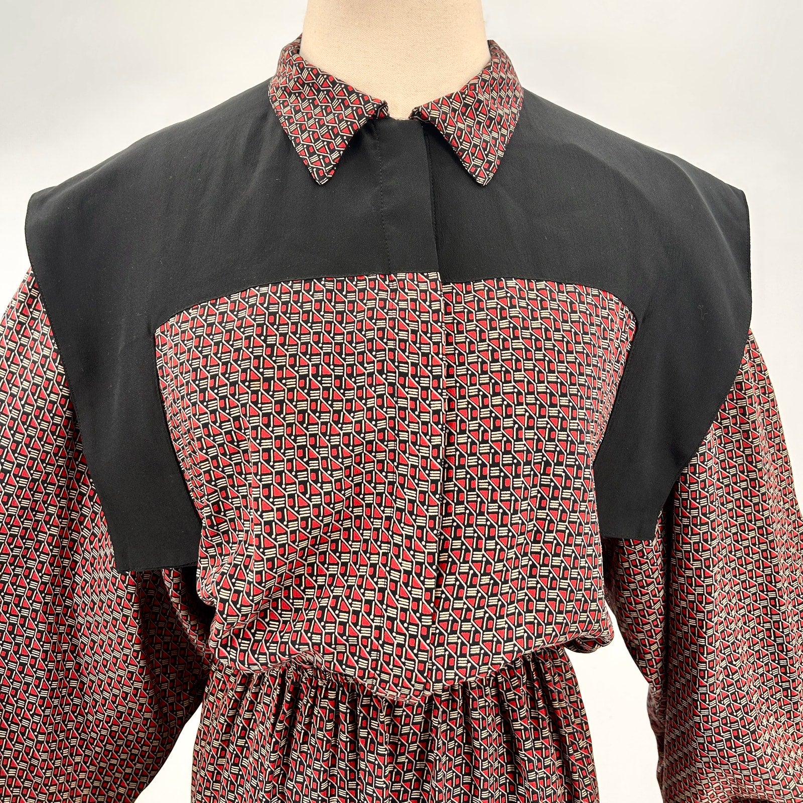 Vintage 1980s Oleg Cassini Boutique Red Black Geometric Dress